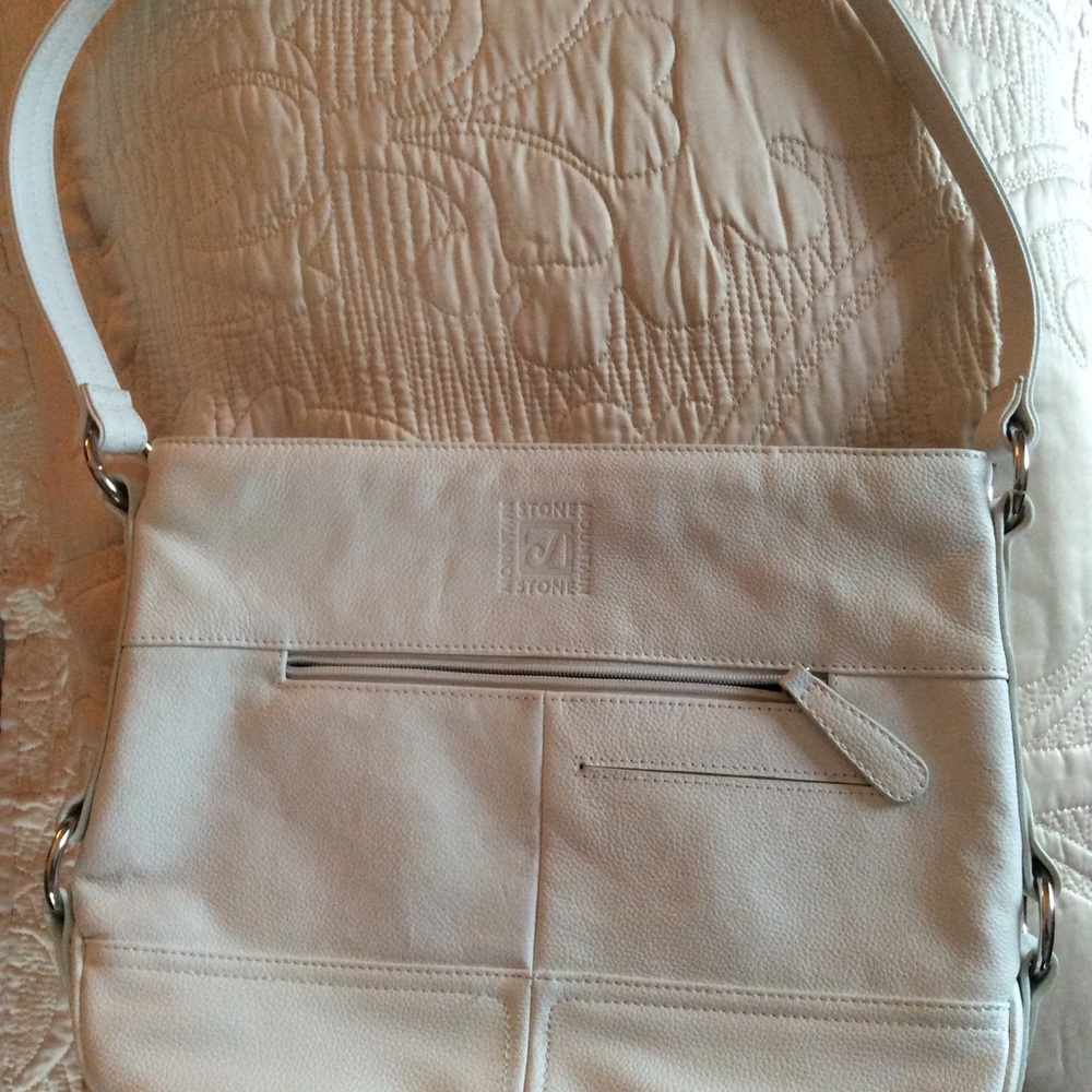 Stone Mountain Leather Shoulder Bag - Picture 3 of 9